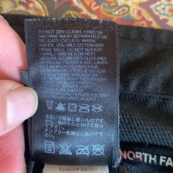 THE North Face Black Apex Flight Series Light Jacket Size S/P - Picture 12 of 16